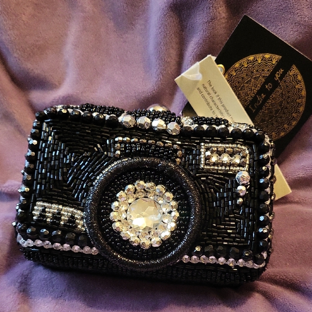 Camera Themed Beaded Clutch W Chain BNWT EA Hp
